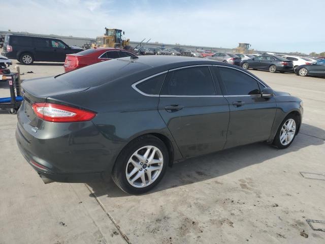 Photo 2 VIN: 3FA6P0HD7FR207917 - FORD FUSION SE 