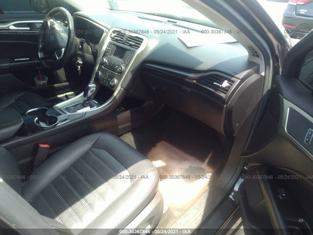 Photo 4 VIN: 3FA6P0HD7GR208180 - FORD FUSION 