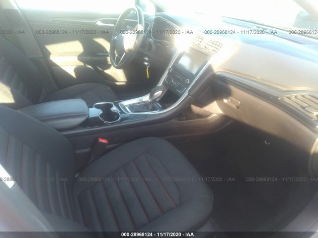 Photo 4 VIN: 3FA6P0HD7GR237579 - FORD FUSION 