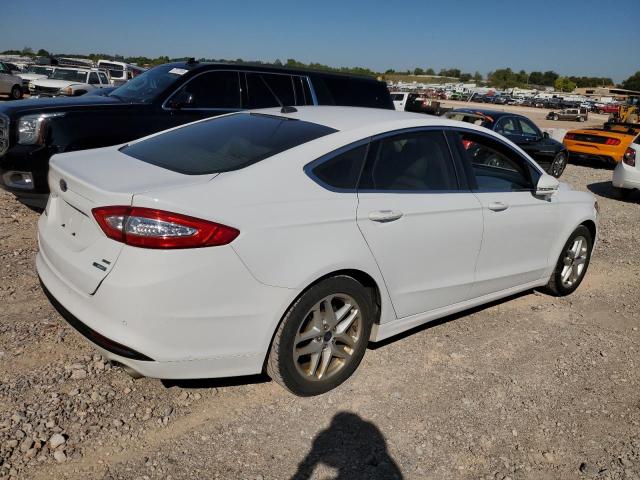 Photo 2 VIN: 3FA6P0HD7GR389684 - FORD FUSION SE 