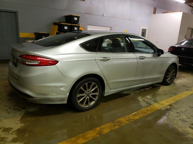 Photo 2 VIN: 3FA6P0HD7HR128282 - FORD FUSION SE 