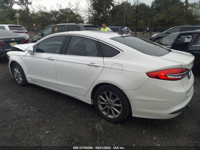 Photo 2 VIN: 3FA6P0HD7HR211260 - FORD FUSION 