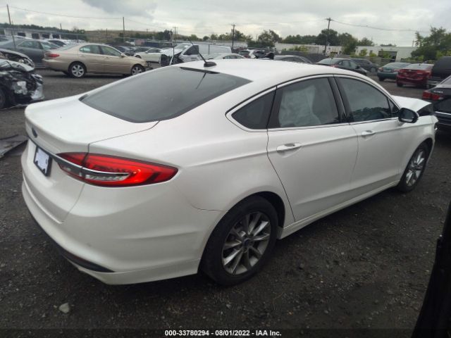 Photo 3 VIN: 3FA6P0HD7HR211260 - FORD FUSION 