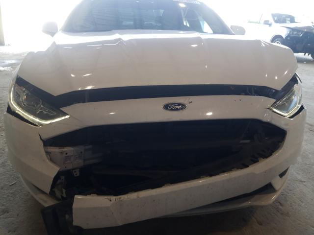 Photo 8 VIN: 3FA6P0HD7HR240323 - FORD FUSION SE 