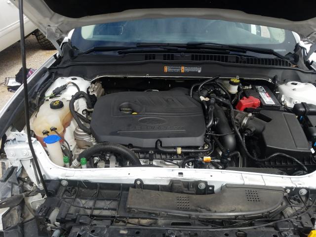 Photo 6 VIN: 3FA6P0HD7HR249958 - FORD FUSION SE 