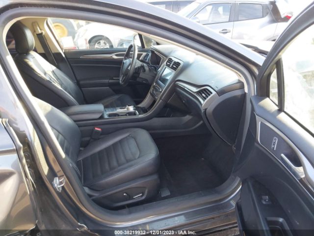 Photo 4 VIN: 3FA6P0HD7HR312928 - FORD FUSION 