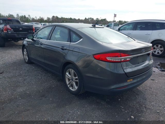 Photo 2 VIN: 3FA6P0HD7JR188987 - FORD FUSION 