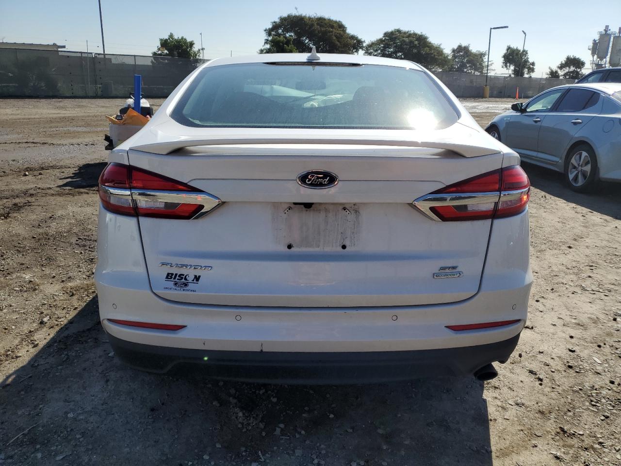 Photo 5 VIN: 3FA6P0HD7KR233282 - FORD FUSION 