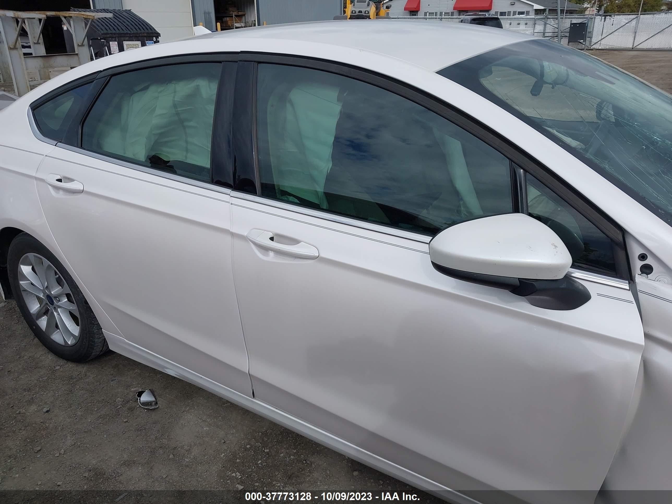 Photo 12 VIN: 3FA6P0HD7LR143132 - FORD FUSION 