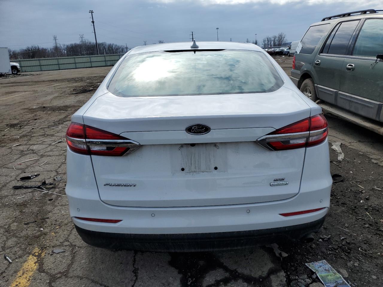 Photo 5 VIN: 3FA6P0HD7LR251556 - FORD FUSION 