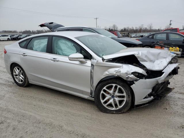 Photo 3 VIN: 3FA6P0HD8ER154272 - FORD FUSION SE 