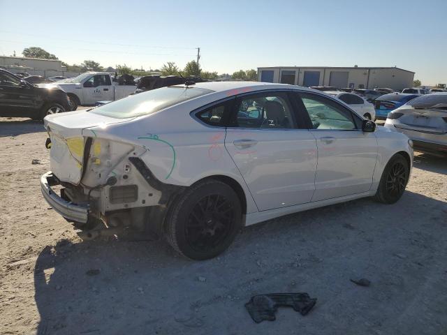 Photo 2 VIN: 3FA6P0HD8ER330026 - FORD FUSION SE 