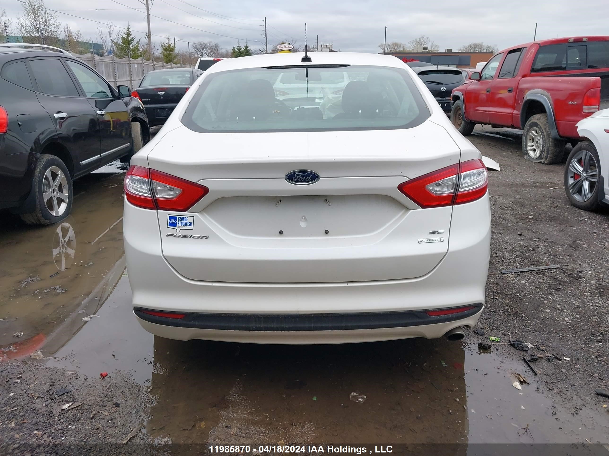 Photo 16 VIN: 3FA6P0HD8ER342371 - FORD FUSION 