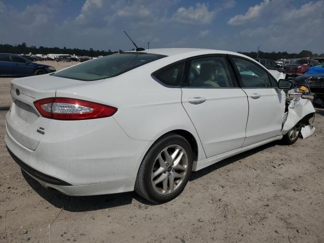 Photo 2 VIN: 3FA6P0HD8FR141104 - FORD FUSION 