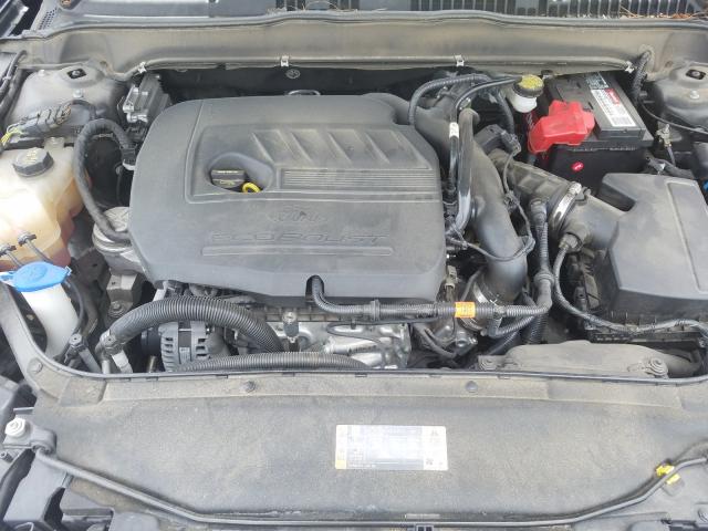 Photo 6 VIN: 3FA6P0HD8FR273859 - FORD FUSION SE 