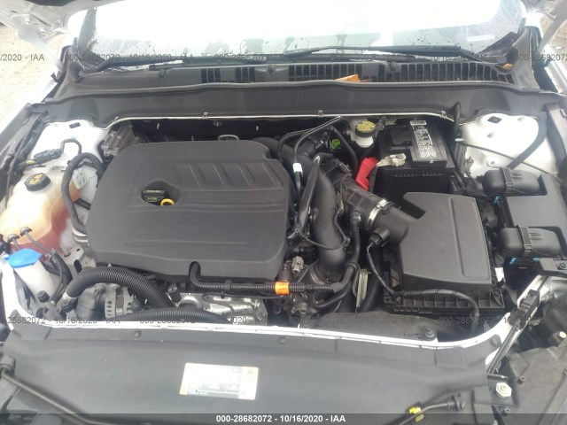 Photo 9 VIN: 3FA6P0HD8GR108203 - FORD FUSION 