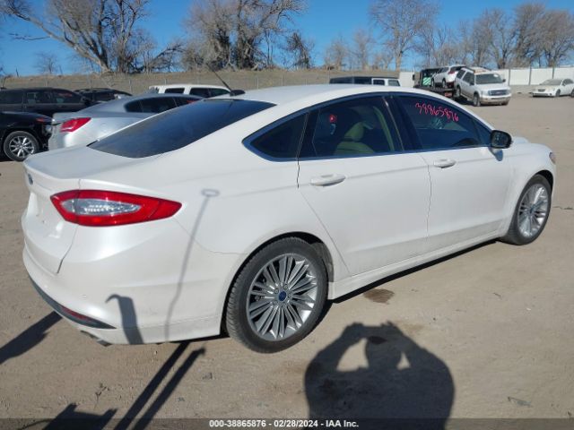 Photo 3 VIN: 3FA6P0HD8GR121369 - FORD FUSION 