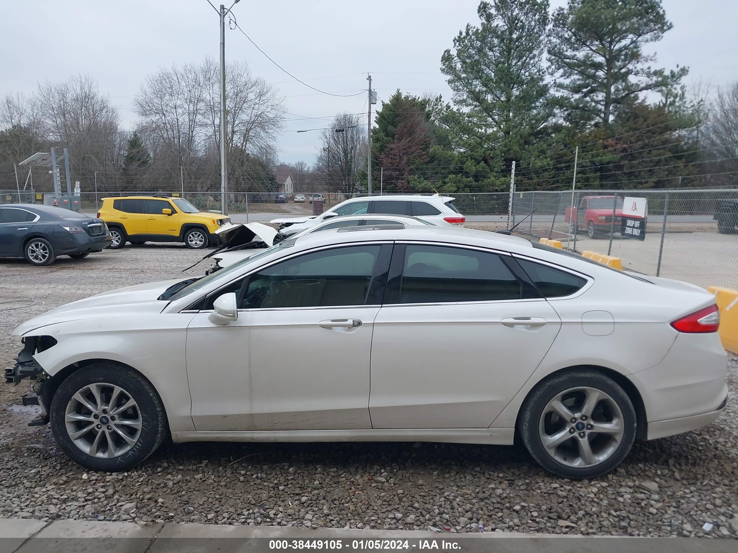 Photo 13 VIN: 3FA6P0HD8GR164822 - FORD FUSION 