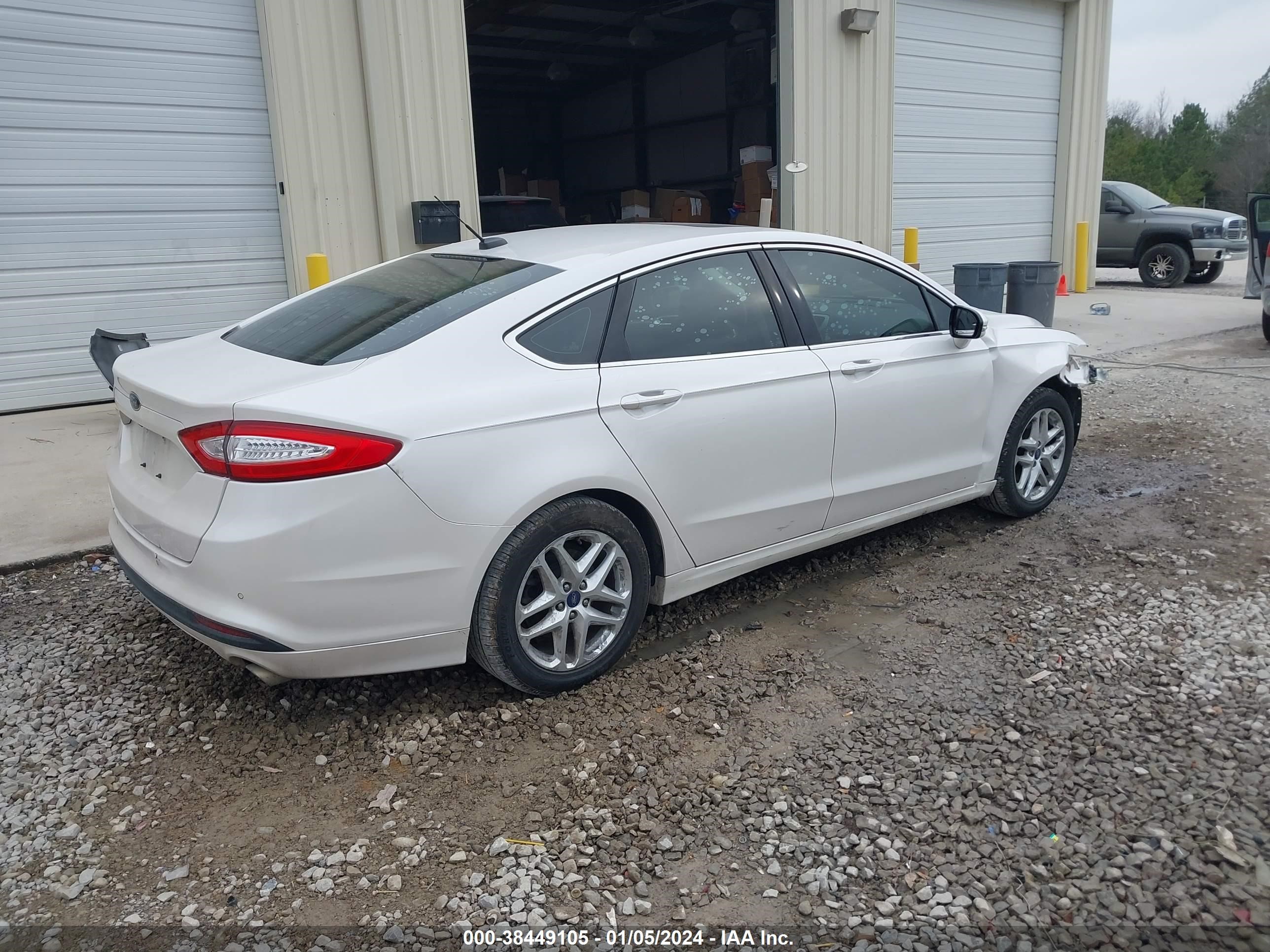 Photo 3 VIN: 3FA6P0HD8GR164822 - FORD FUSION 