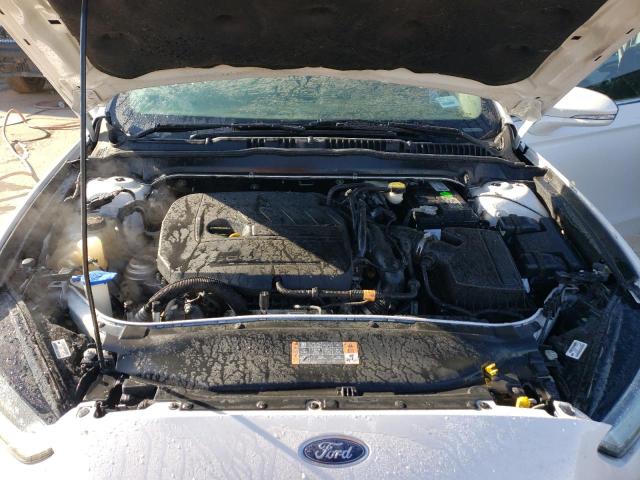 Photo 10 VIN: 3FA6P0HD8GR195648 - FORD FUSION SE 