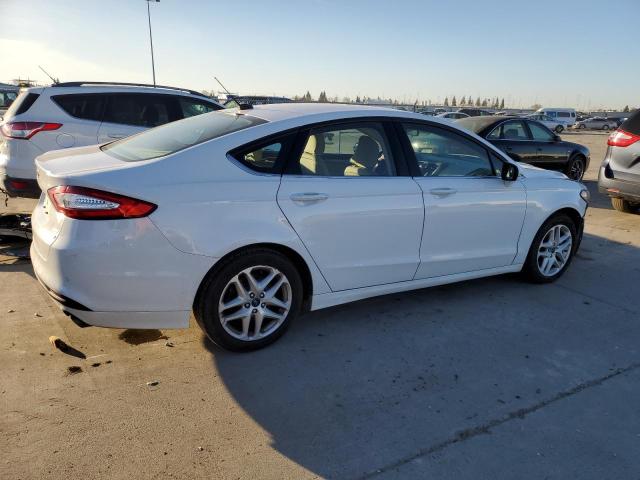 Photo 2 VIN: 3FA6P0HD8GR247599 - FORD FUSION SE 