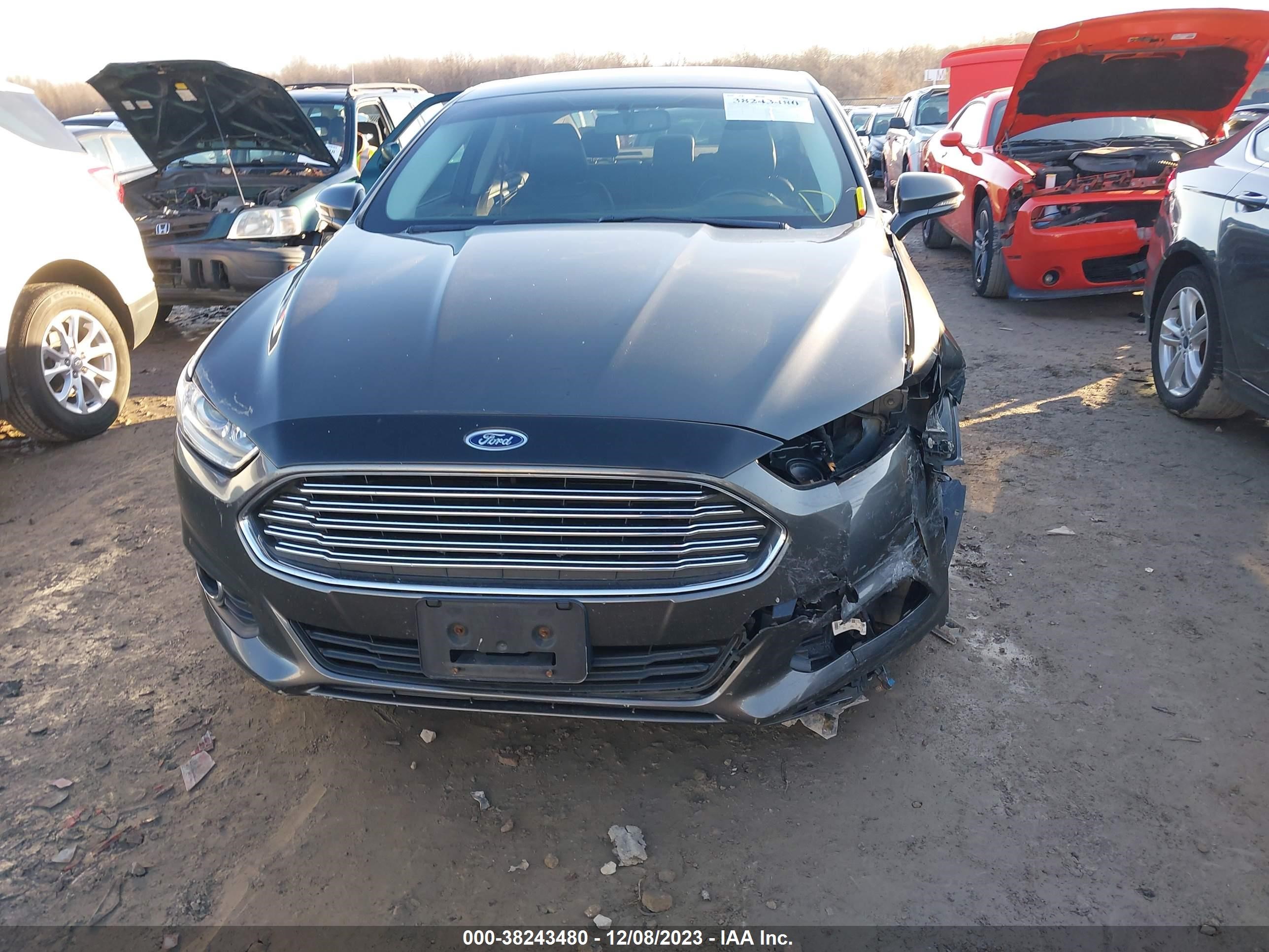 Photo 11 VIN: 3FA6P0HD8GR325489 - FORD FUSION 