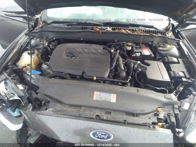 Photo 9 VIN: 3FA6P0HD8GR333480 - FORD FUSION 