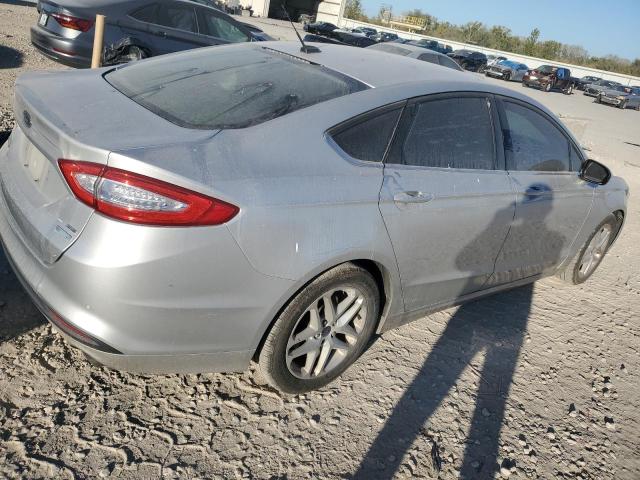 Photo 2 VIN: 3FA6P0HD8GR404127 - FORD FUSION SE 