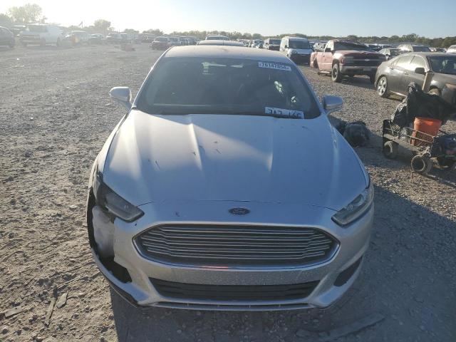 Photo 4 VIN: 3FA6P0HD8GR404127 - FORD FUSION SE 