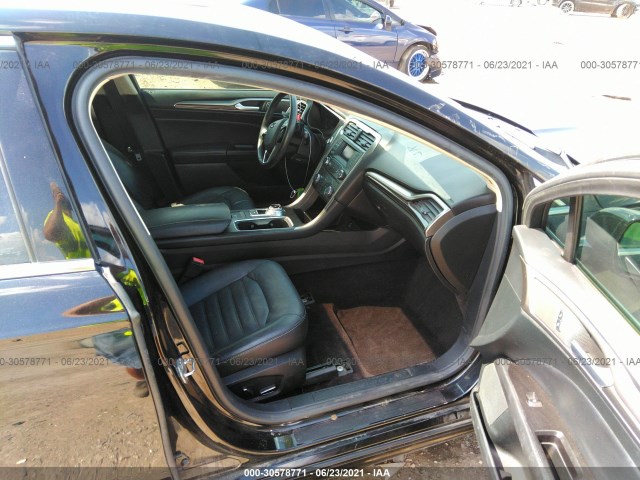 Photo 4 VIN: 3FA6P0HD8HR122569 - FORD FUSION 