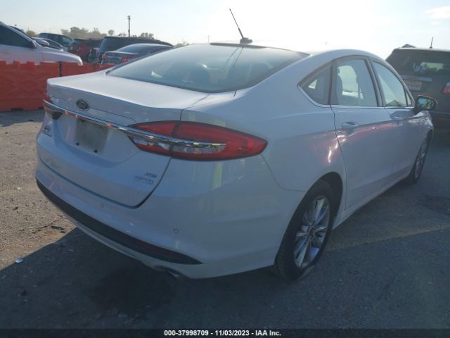 Photo 3 VIN: 3FA6P0HD8HR126492 - FORD FUSION 