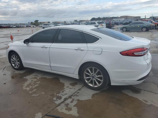 Photo 1 VIN: 3FA6P0HD8HR131854 - FORD FUSION SE 