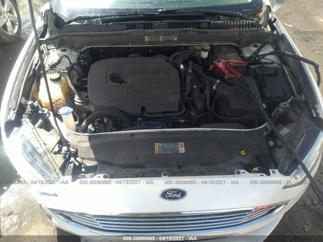 Photo 9 VIN: 3FA6P0HD8HR156754 - FORD FUSION 