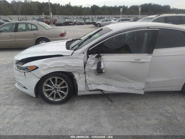 Photo 5 VIN: 3FA6P0HD8HR241268 - FORD FUSION 