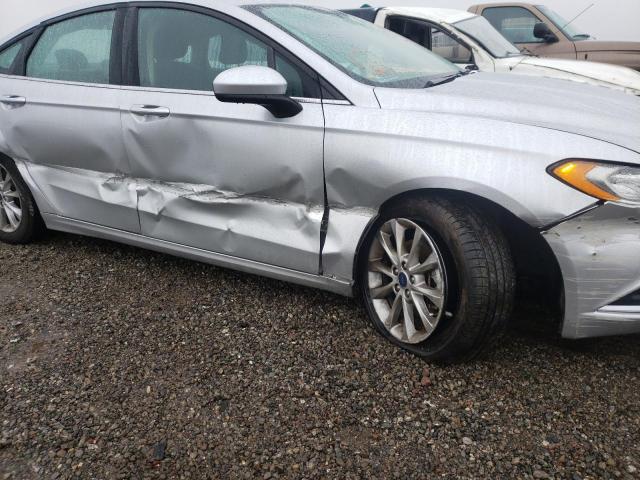 Photo 8 VIN: 3FA6P0HD8HR277204 - FORD FUSION SE 