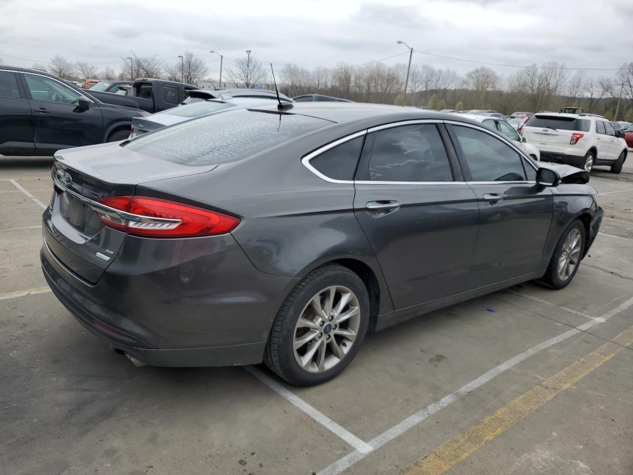 Photo 2 VIN: 3FA6P0HD8HR317040 - FORD FUSION 