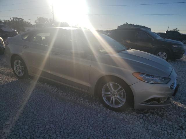 Photo 3 VIN: 3FA6P0HD8JR144996 - FORD FUSION SE 