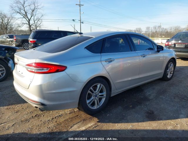 Photo 3 VIN: 3FA6P0HD8JR176105 - FORD FUSION 