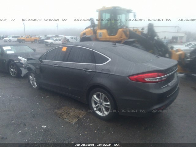 Photo 2 VIN: 3FA6P0HD8JR223231 - FORD FUSION 