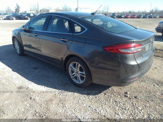 Photo 2 VIN: 3FA6P0HD8JR245553 - FORD FUSION 