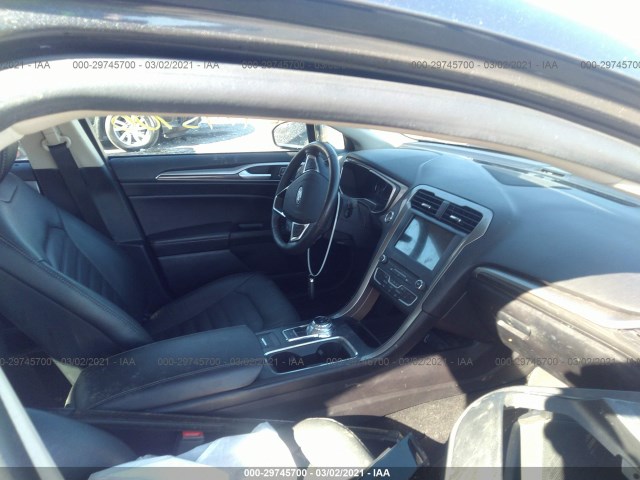 Photo 4 VIN: 3FA6P0HD8JR245553 - FORD FUSION 