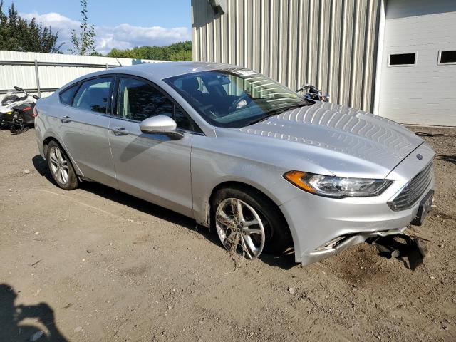 Photo 3 VIN: 3FA6P0HD8JR272171 - FORD FUSION SE 