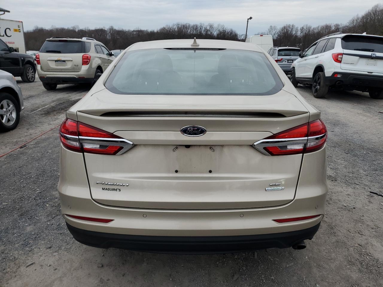 Photo 5 VIN: 3FA6P0HD8KR159158 - FORD FUSION 