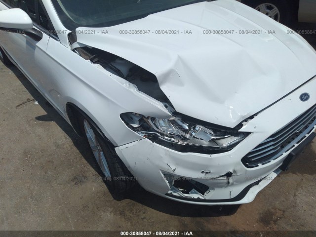 Photo 5 VIN: 3FA6P0HD8KR283270 - FORD FUSION 