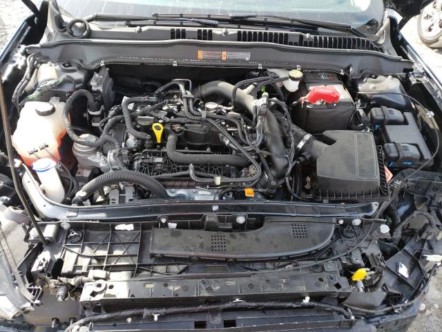 Photo 6 VIN: 3FA6P0HD8LR111886 - FORD FUSION SE 