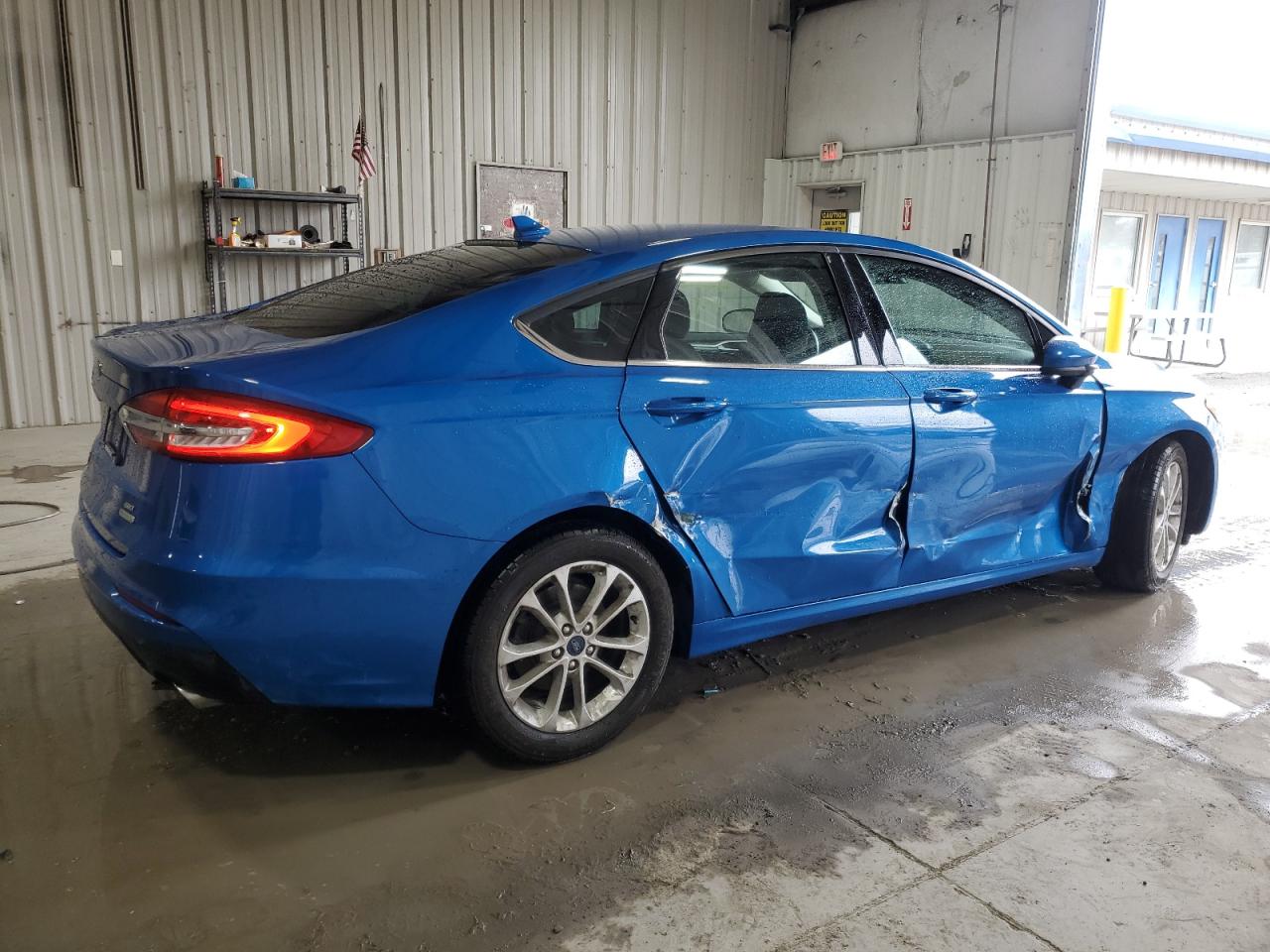 Photo 2 VIN: 3FA6P0HD8LR122662 - FORD FUSION 