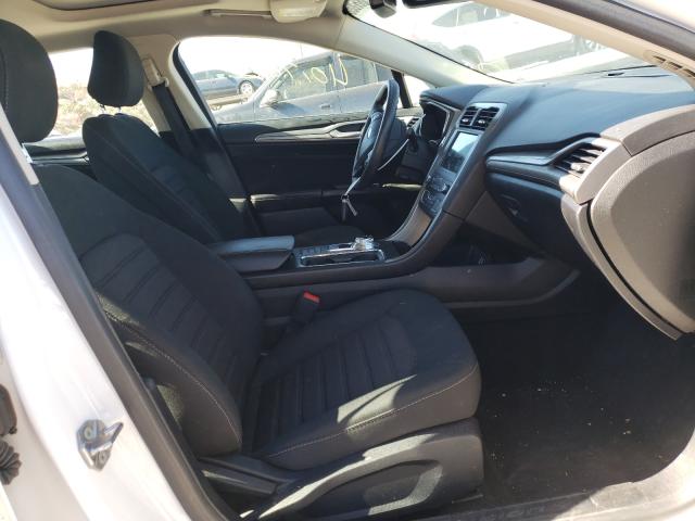 Photo 4 VIN: 3FA6P0HD8LR191061 - FORD FUSION SE 