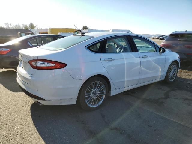 Photo 2 VIN: 3FA6P0HD9ER117456 - FORD FUSION 