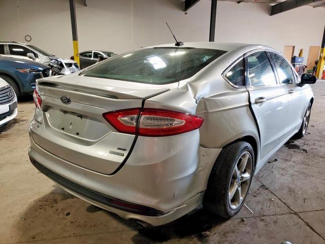 Photo 3 VIN: 3FA6P0HD9ER172991 - FORD FUSION SE 