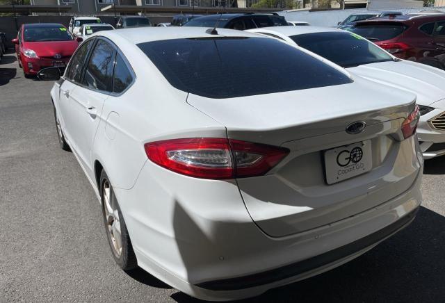 Photo 2 VIN: 3FA6P0HD9ER179357 - FORD FUSION SE 